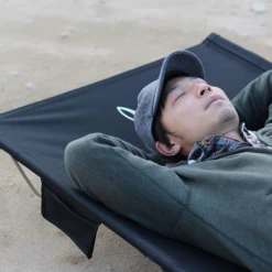 DoD Wide Camping Bed -Zipp Camping Shop CB1 100 BK 7 600x600 24cfb09f d099 4362 8943 5376aea59c0c