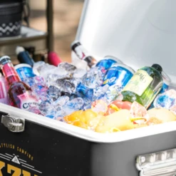 KZM Ice Cooler Box 18 KZM Ice Cooler Box -Zipp Camping Shop Untitled 1000x1000px 9 3f50b824 edb6 44c5 8d88 96a978d346f6