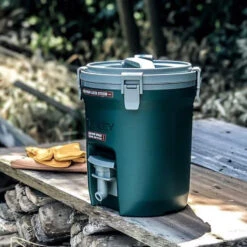 Stanley Adventure Water Jug 2 Gallon 32 Stanley Adventure Water Jug 2 Gallon -Zipp Camping Shop d6e1337afbd660455eb9477fbc04da71 600x600 6b273b4b b1e2 4698 9efc c33ddca65a34