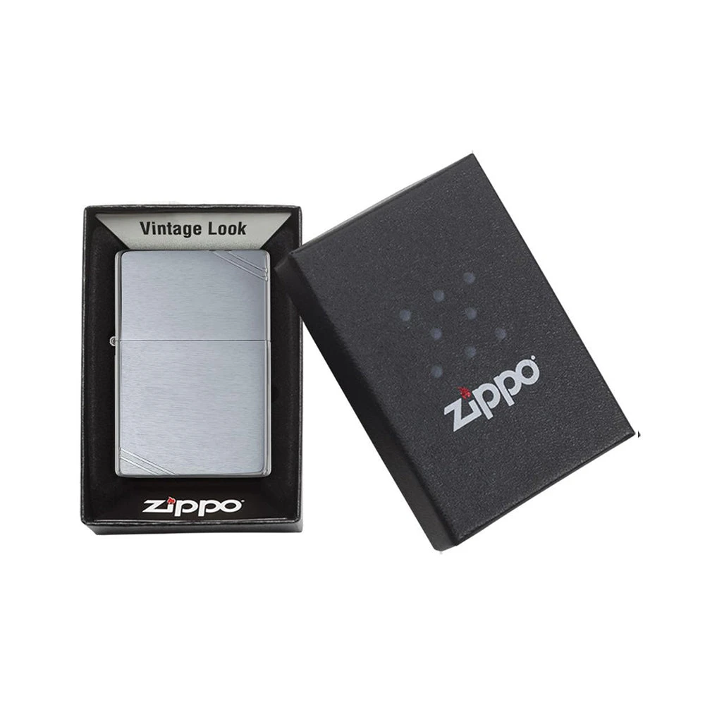 Zippo 230 Brushed Chrome Vintage With Slashes - Refillable Windproof Lighter 5 Zippo 230 Brushed Chrome Vintage With Slashes - Refillable Windproof Lighter - Image 4